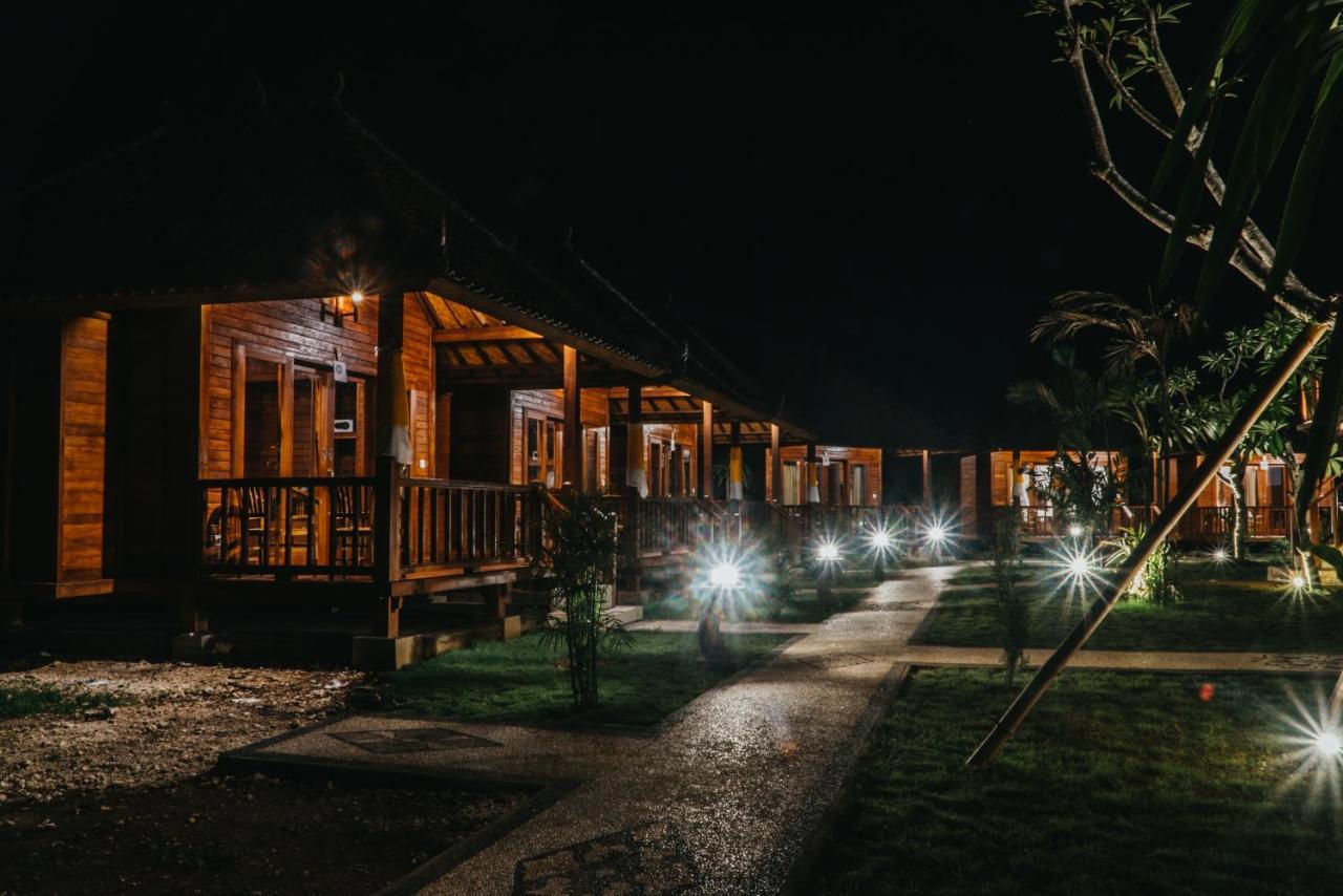 Taman Tirta Villa Lembongan Buitenkant foto