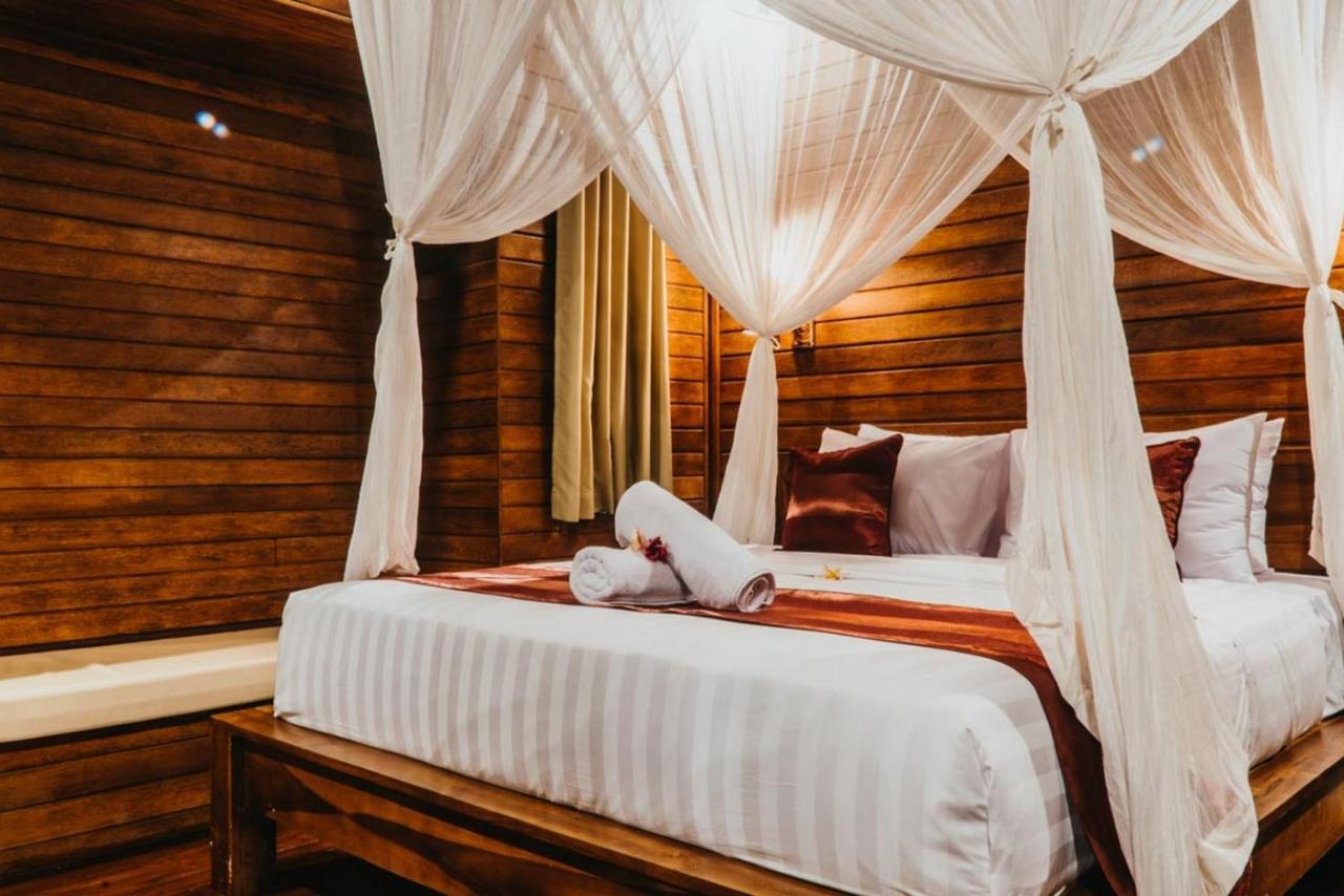 Taman Tirta Villa Lembongan Buitenkant foto