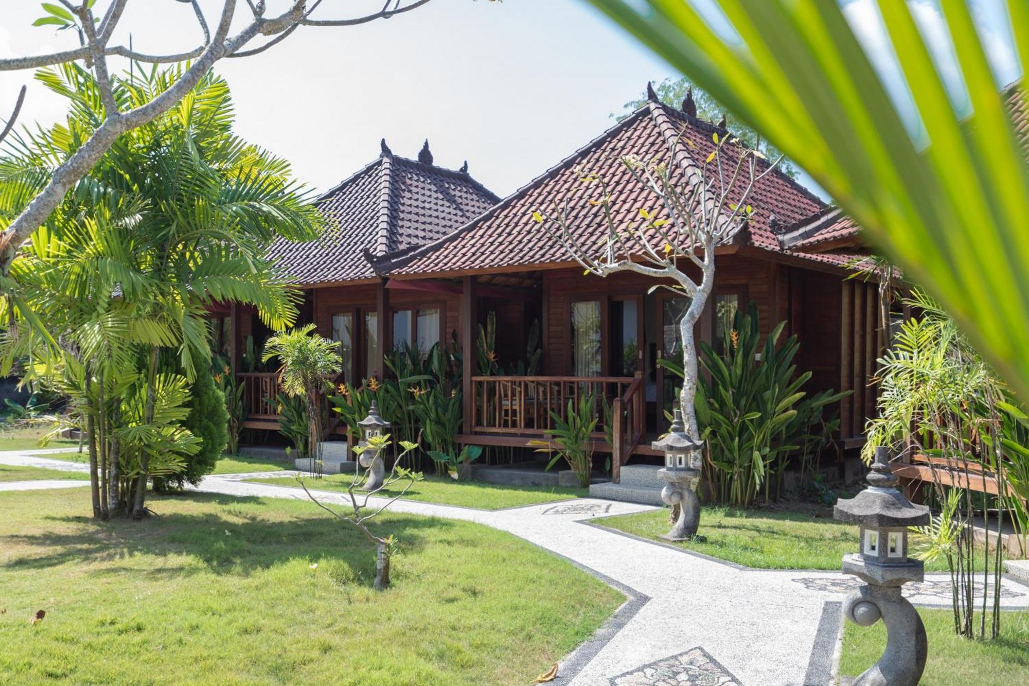 Taman Tirta Villa Lembongan Buitenkant foto